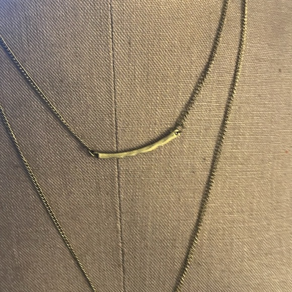 Multi layered necklace - Picture 3 of 6